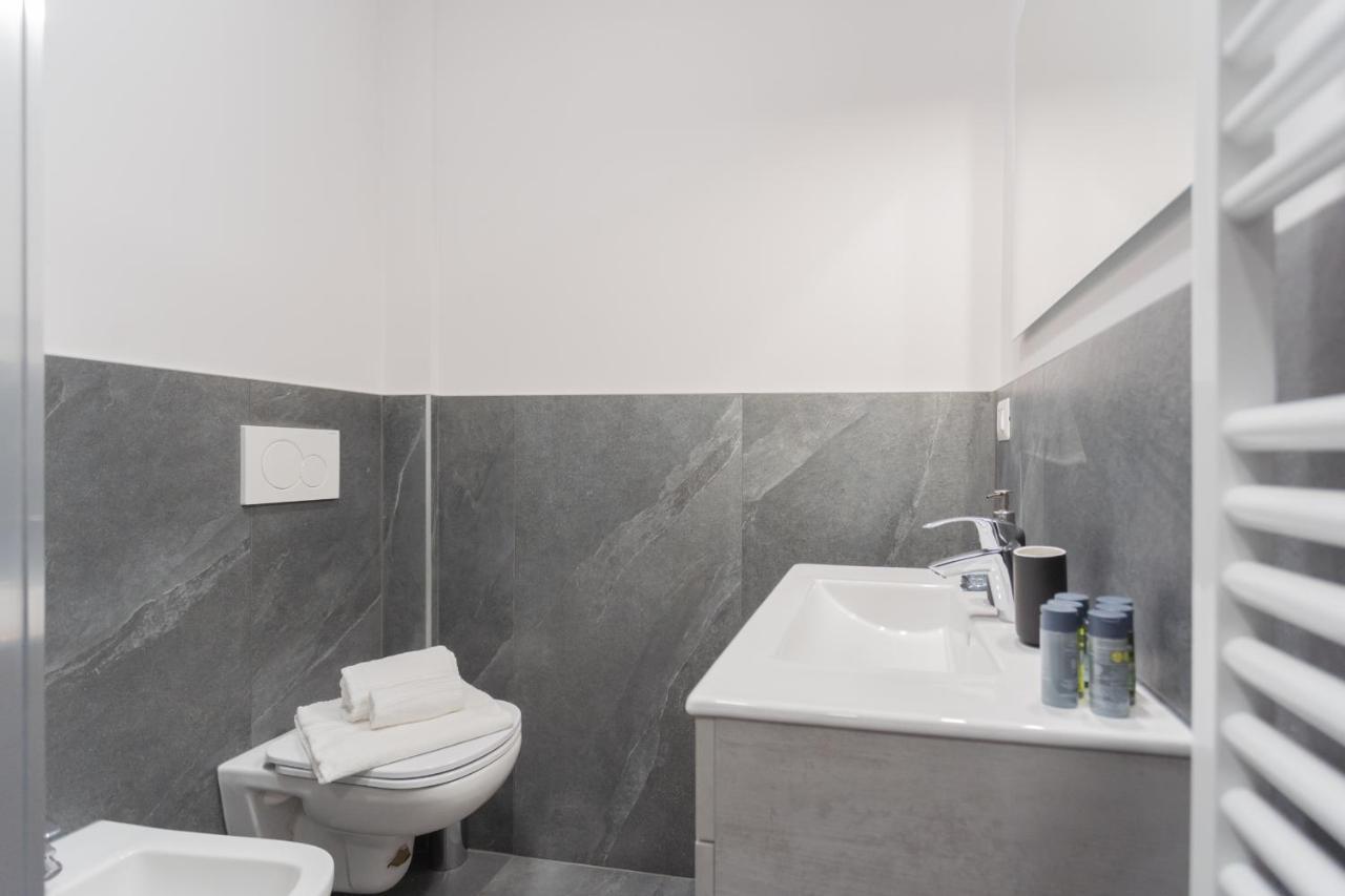 Sant'Agostino Apartments By Rent All Como Eksteriør billede