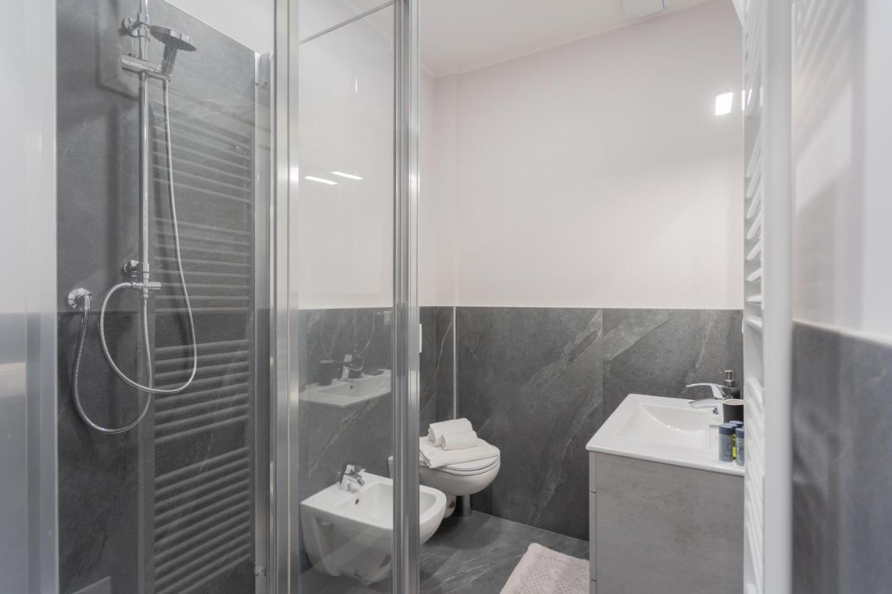 Sant'Agostino Apartments By Rent All Como Eksteriør billede
