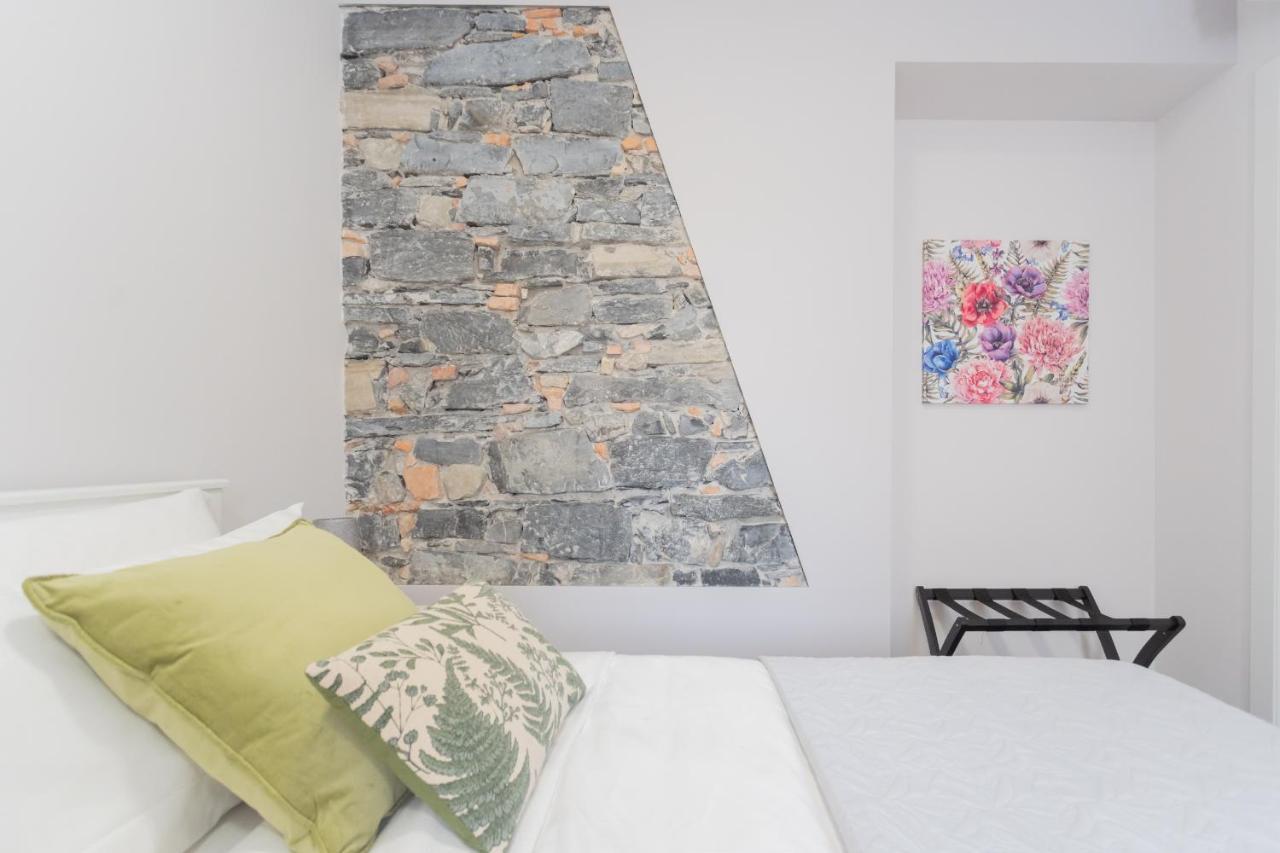 Sant'Agostino Apartments By Rent All Como Eksteriør billede