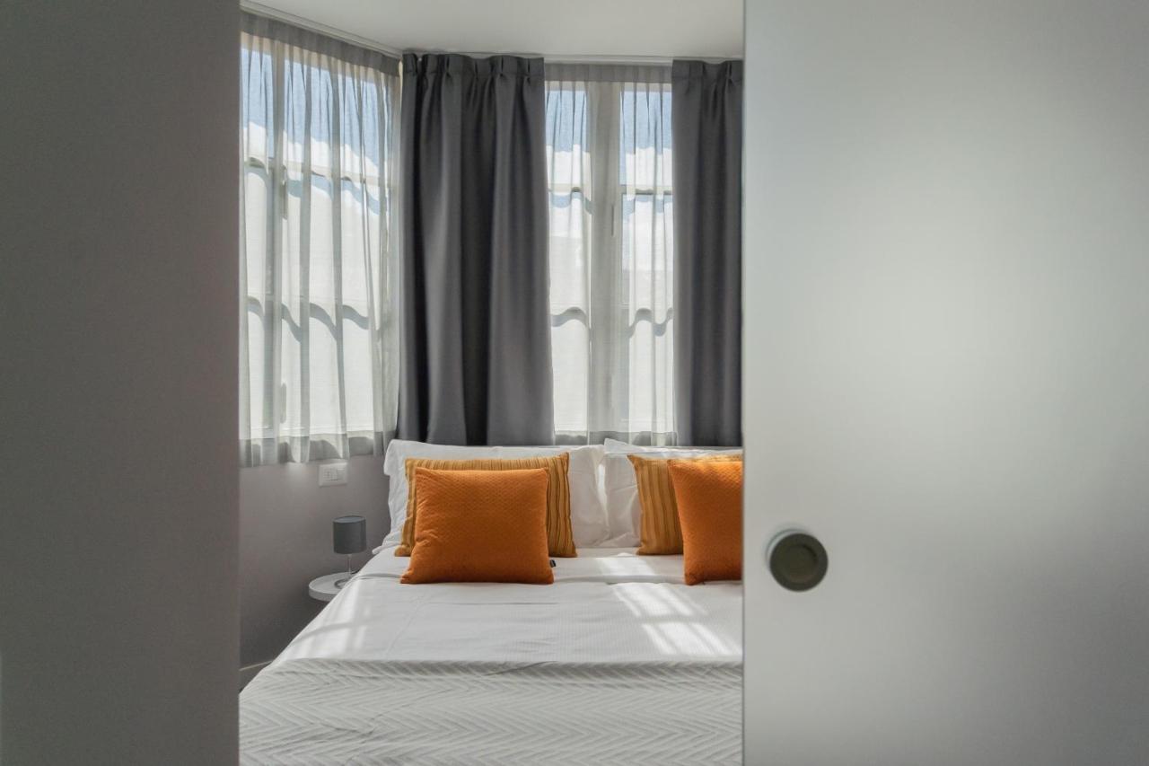 Sant'Agostino Apartments By Rent All Como Eksteriør billede