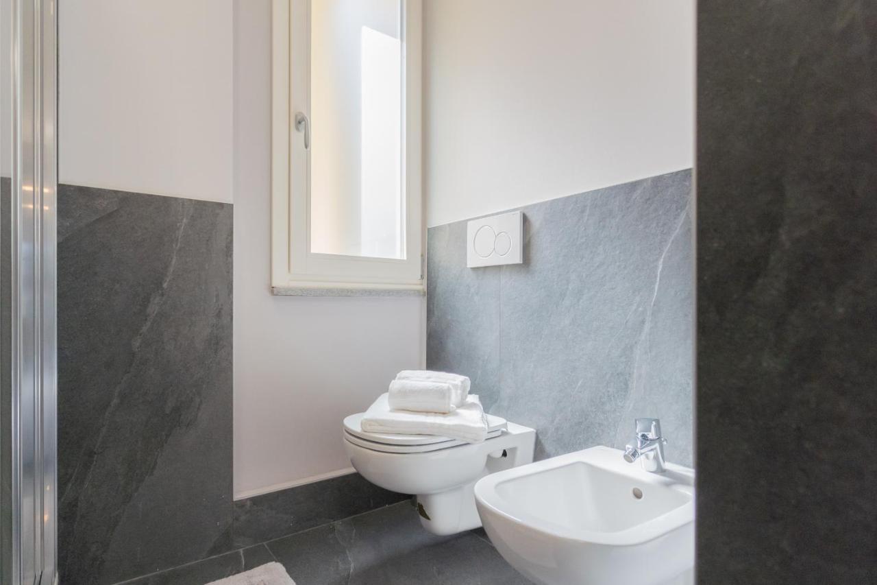 Sant'Agostino Apartments By Rent All Como Eksteriør billede